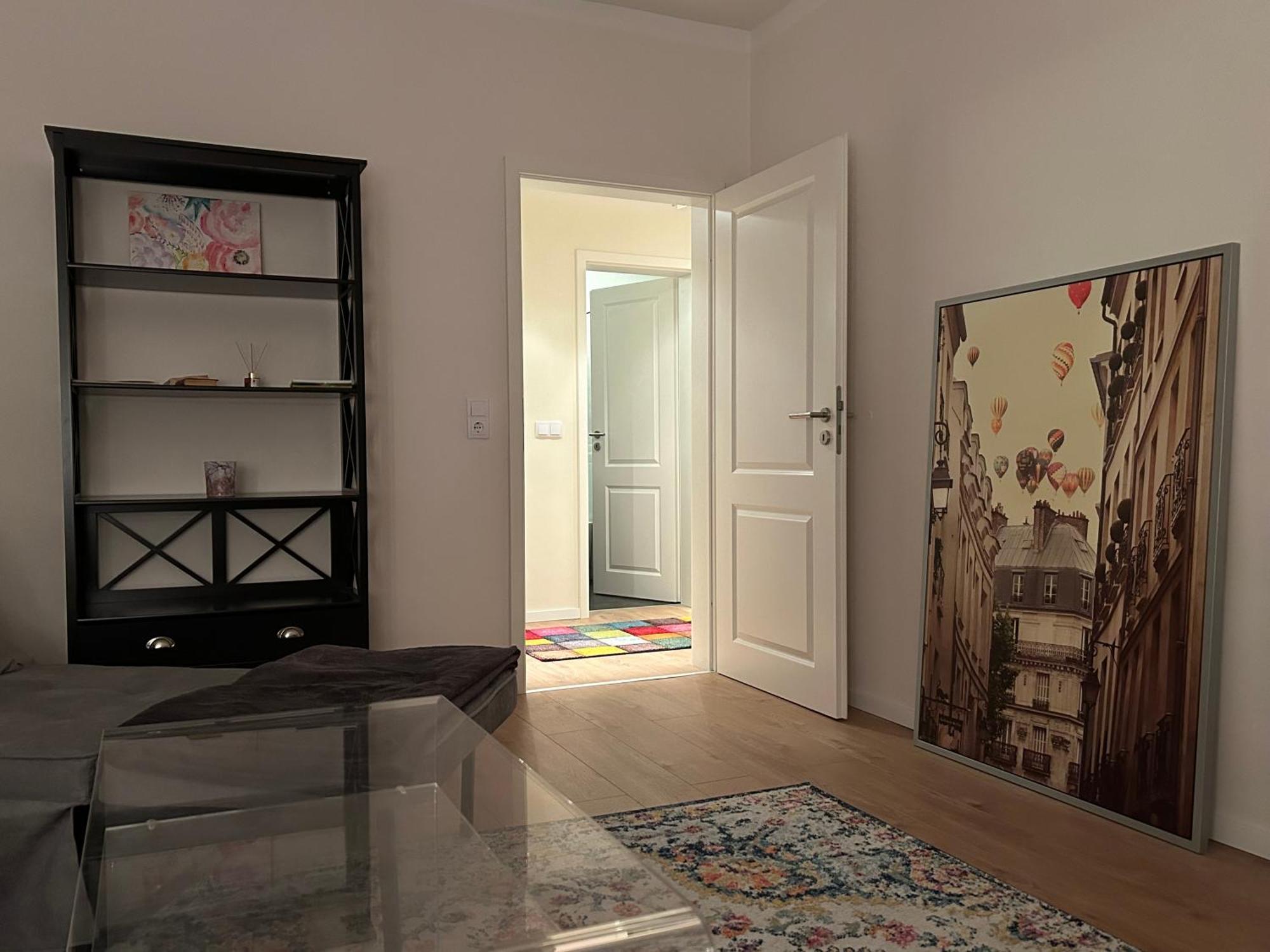 Schoene Neue 4 Zimmer Wohnung Mit Sued-Balkon Bis 8 Personen Naumburg  Exterior foto